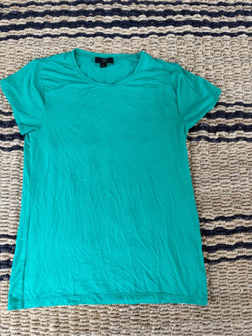 J.Crew Women’s Green 365 T-Shirt. Size Medium. Great Condition.